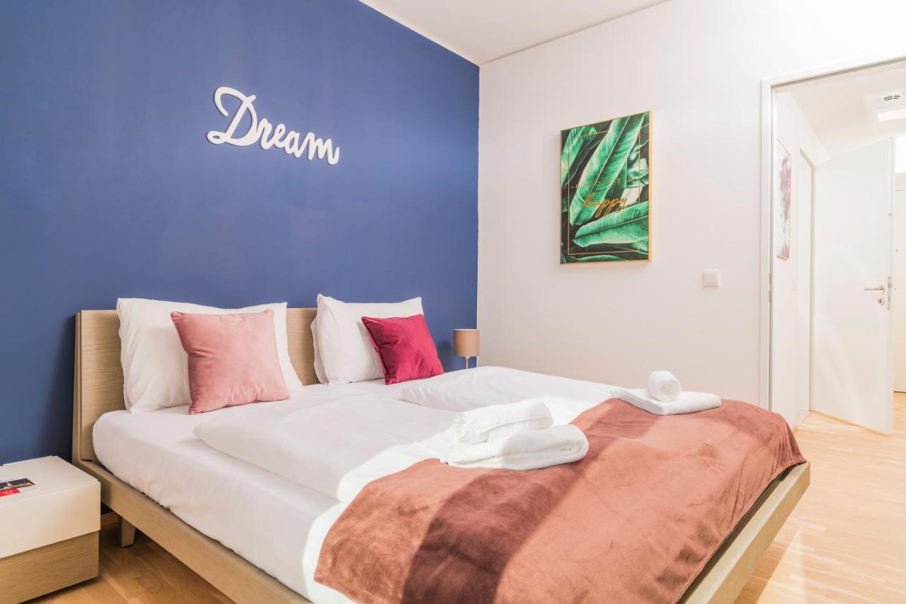 Triiiple Tower Dream Apartments With Rooftop-Summer-Pool Wien Eksteriør billede